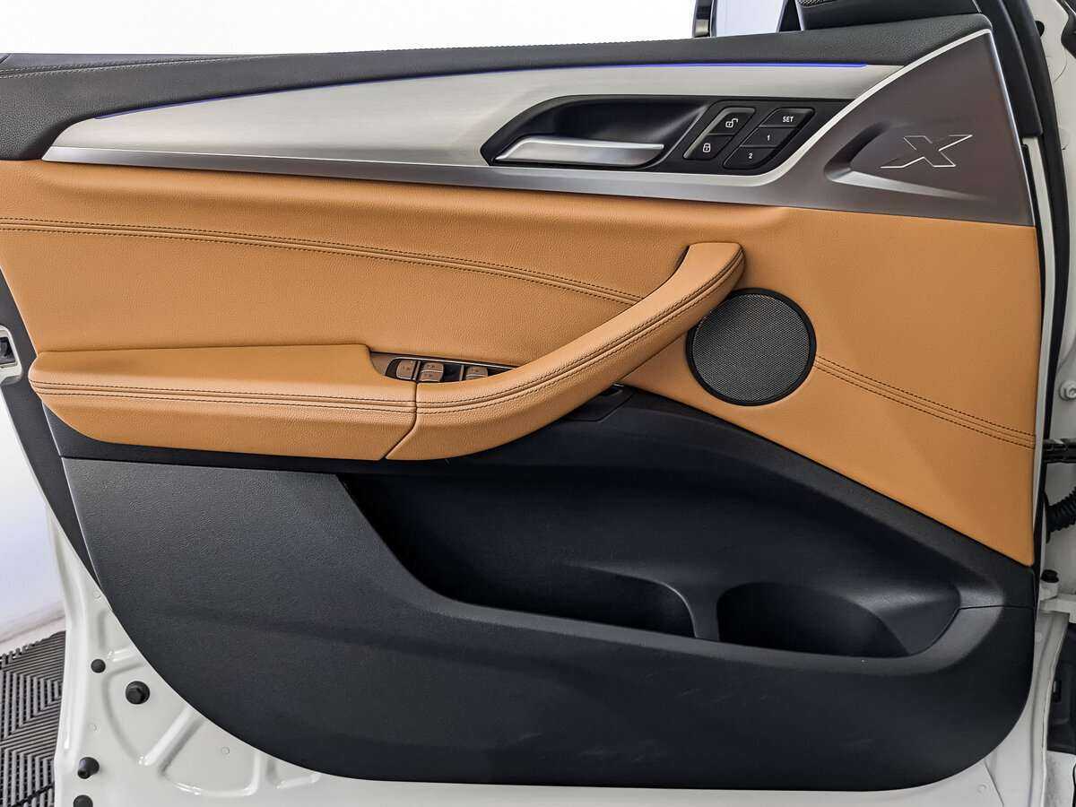 Купить BMW X4 с пробегом. Фото: #13