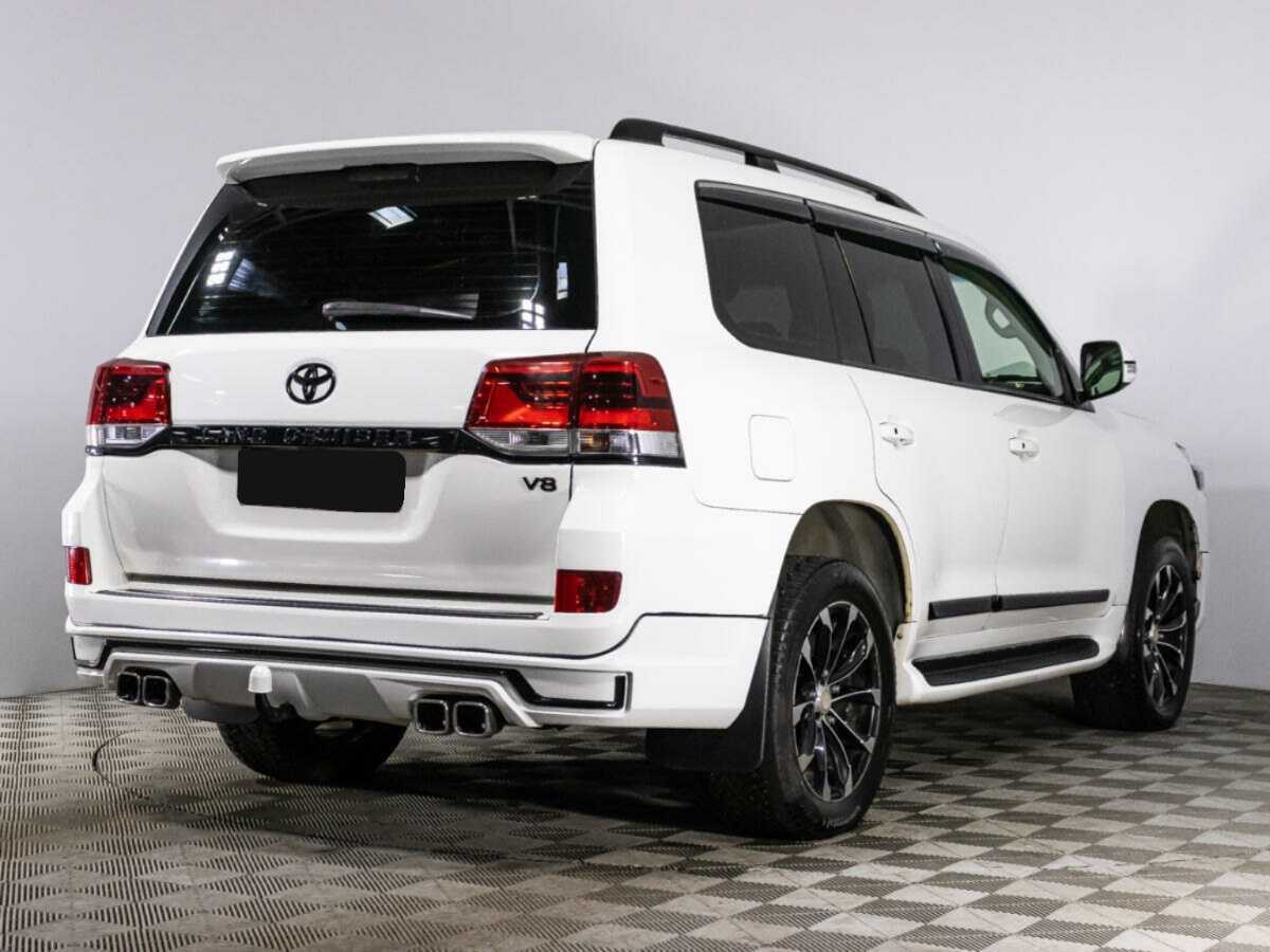 Купить Toyota Land Cruiser с пробегом. Фото: #4
