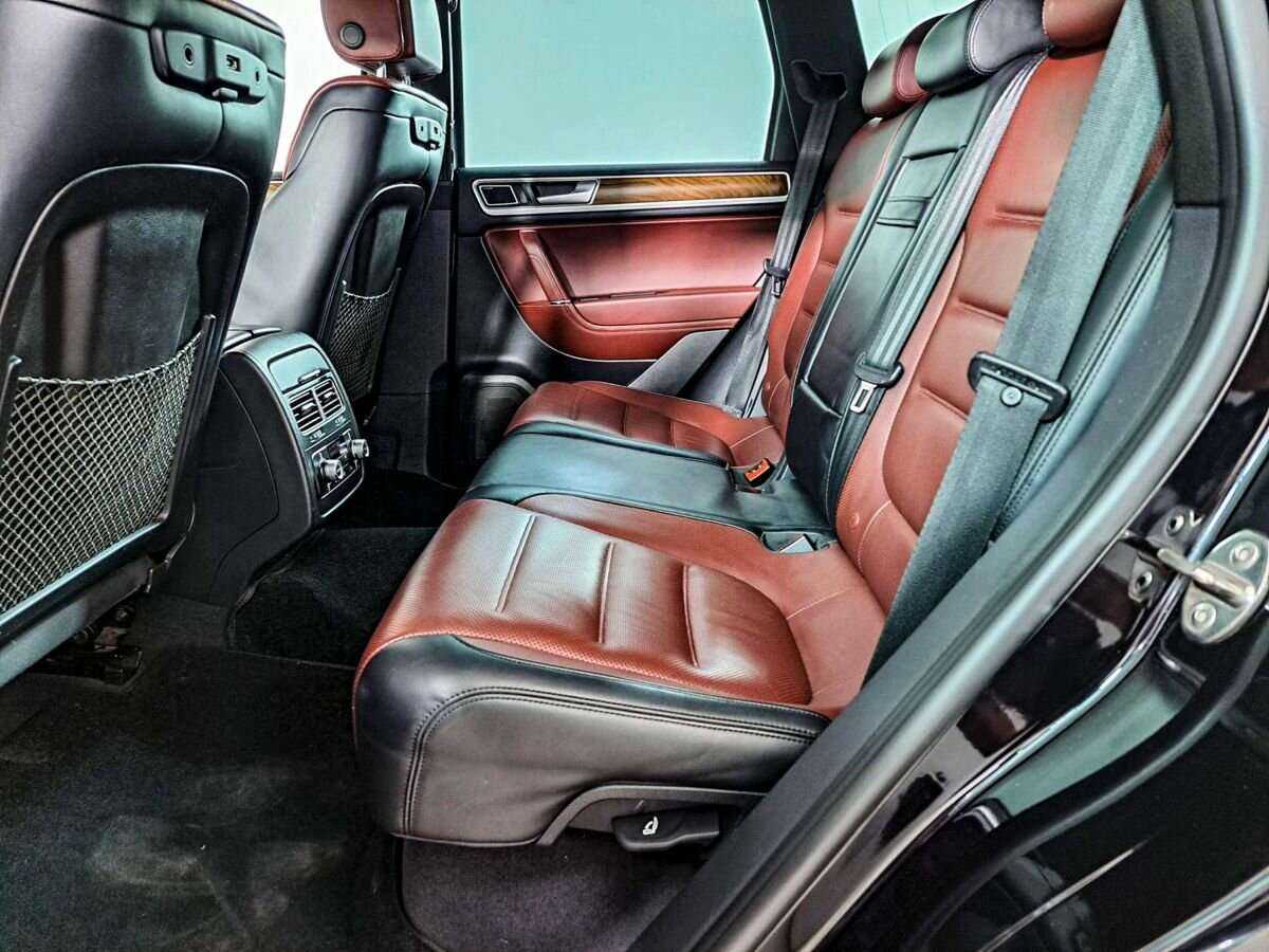 Купить Volkswagen Touareg с пробегом. Фото: #7