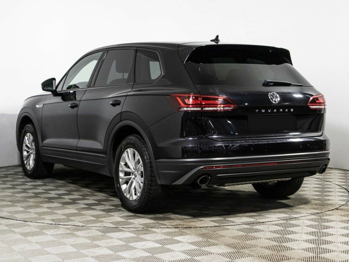 Купить Volkswagen Touareg с пробегом. Фото: #6