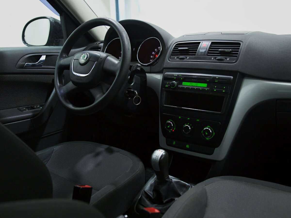 Купить Skoda Yeti с пробегом. Фото: #6