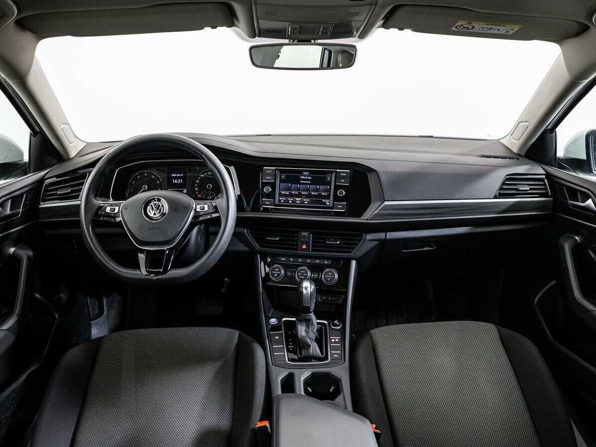 Купить Volkswagen Jetta с пробегом. Фото: #12