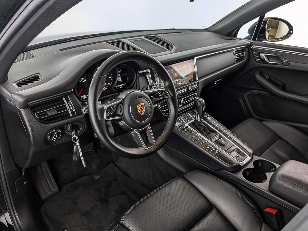 Купить Porsche Macan с пробегом. Фото: #14