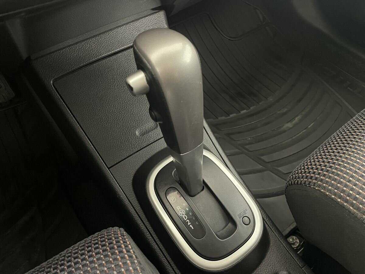 Купить Nissan Tiida с пробегом. Фото: #12