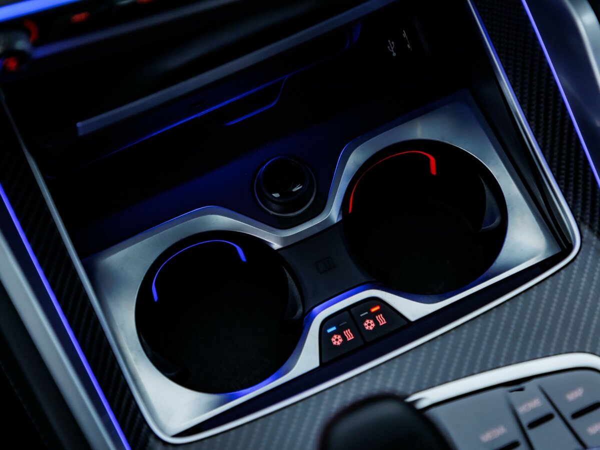 Купить BMW XM с пробегом. Фото: #22