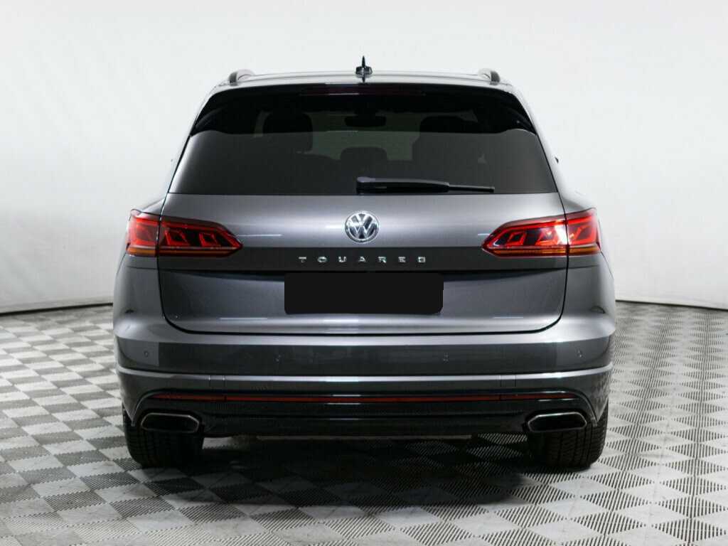 Купить Volkswagen Touareg с пробегом. Фото: #5