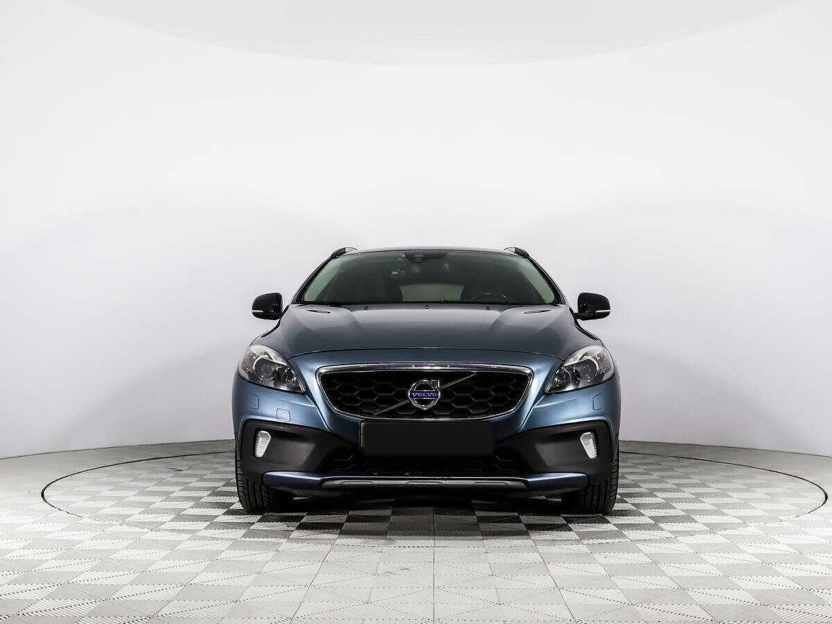 Купить Volvo V40 Cross Country с пробегом. Фото: #1