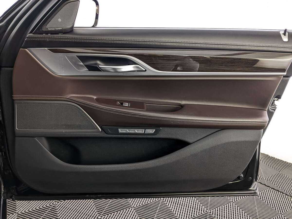 Купить BMW 7 серии с пробегом. Фото: #19
