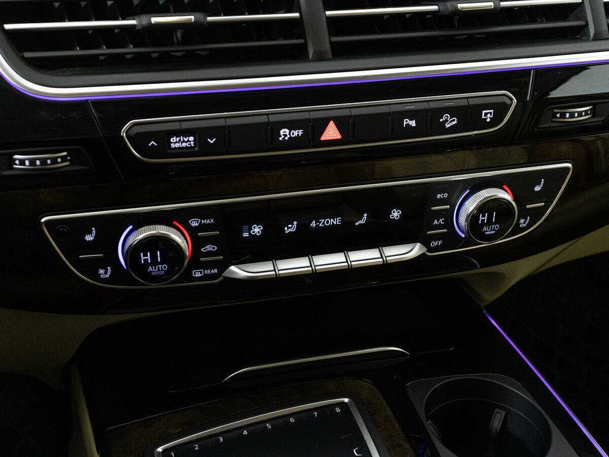 Купить Audi Q7 с пробегом. Фото: #19