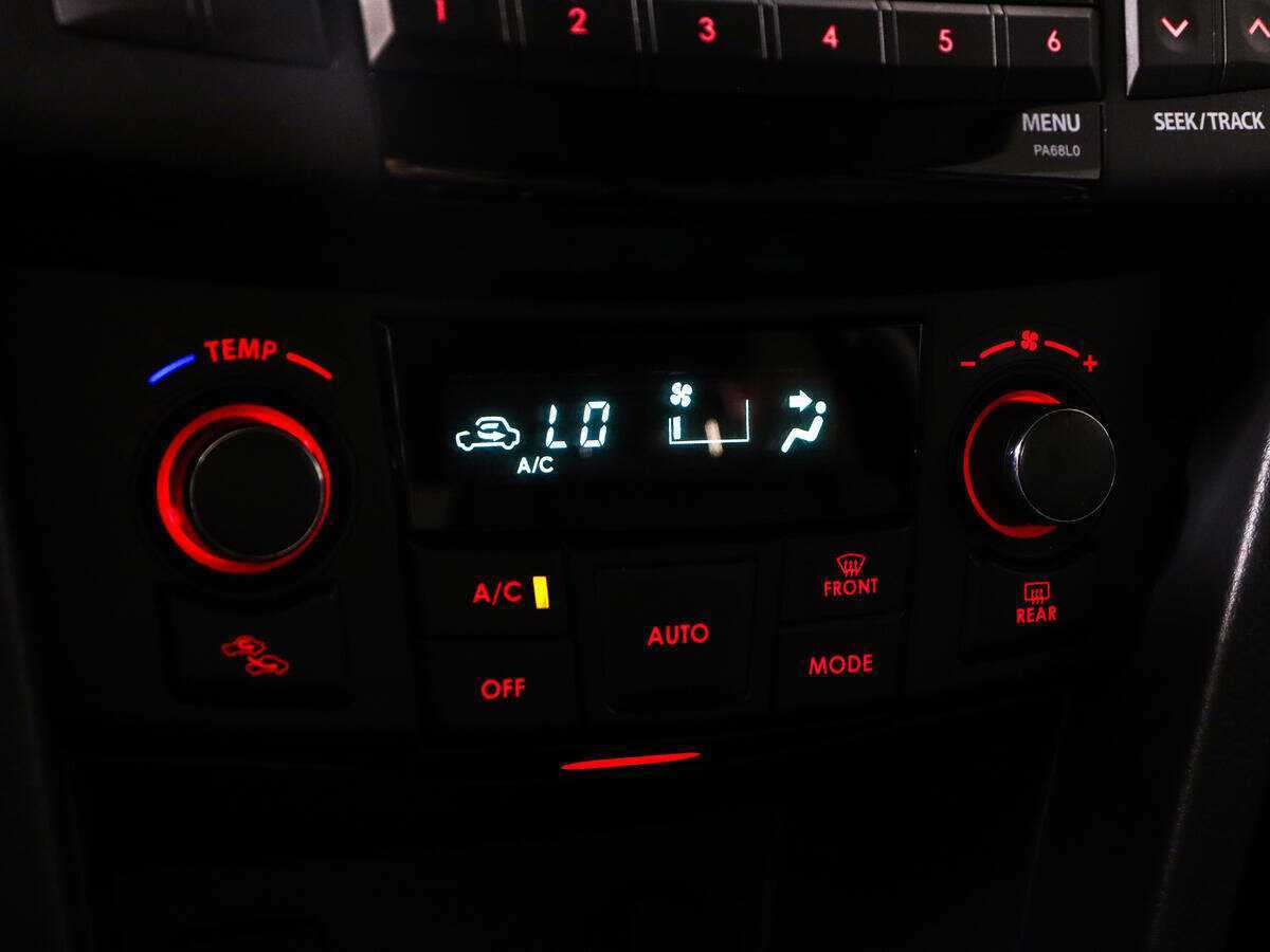 Купить Suzuki Swift с пробегом. Фото: #14