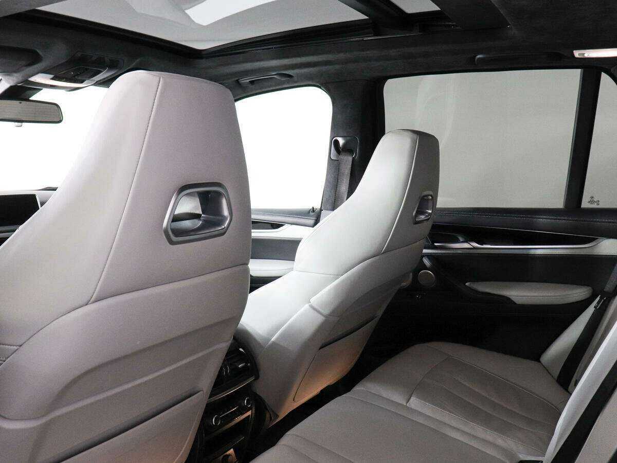 Купить BMW X5 M с пробегом. Фото: #9