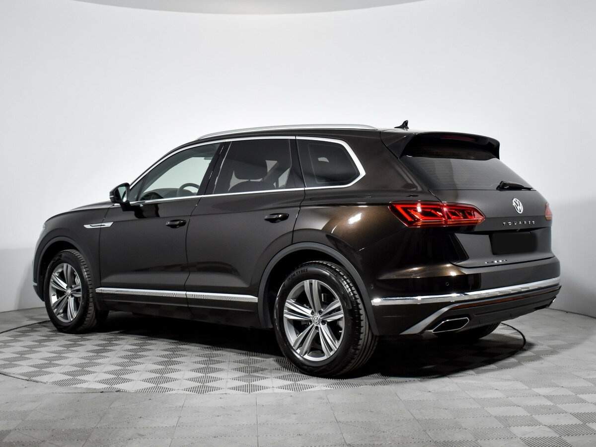 Купить Volkswagen Touareg с пробегом. Фото: #5