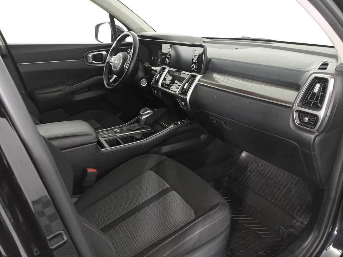 Купить Kia Sorento с пробегом. Фото: #10