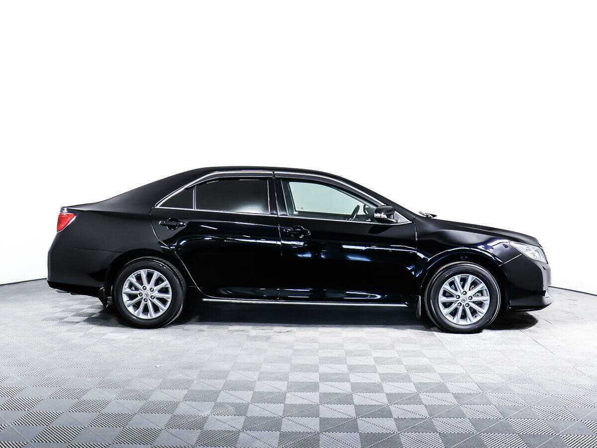 Купить Toyota Camry с пробегом. Фото: #3