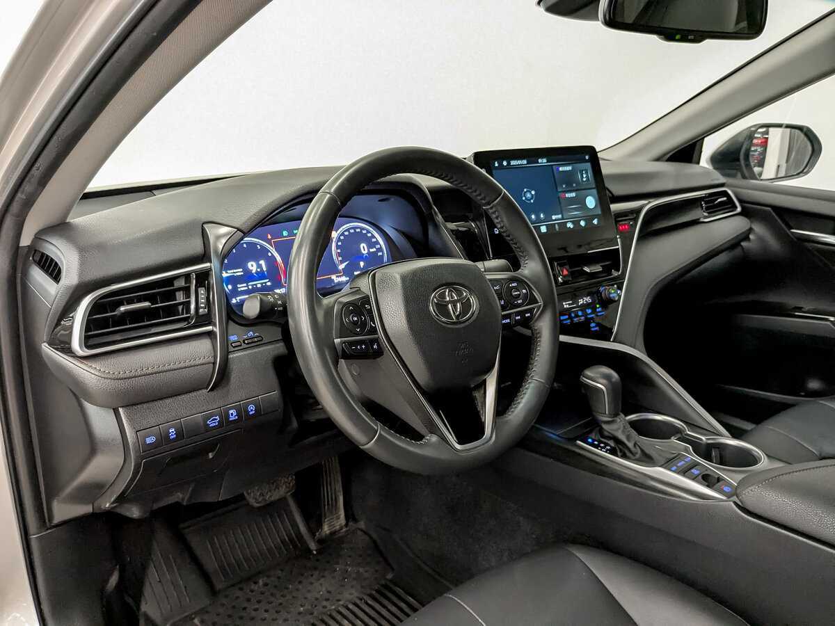 Купить Toyota Camry с пробегом. Фото: #15