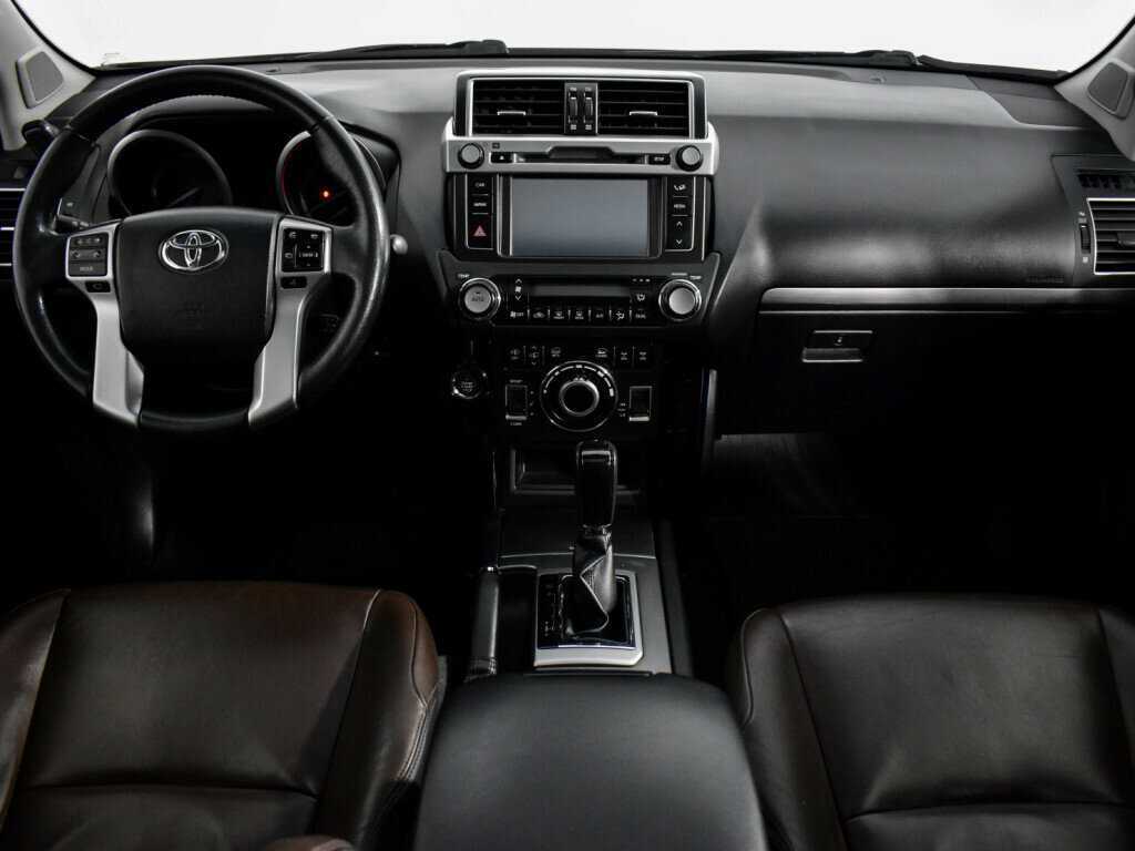 Купить Toyota Land Cruiser Prado с пробегом. Фото: #13