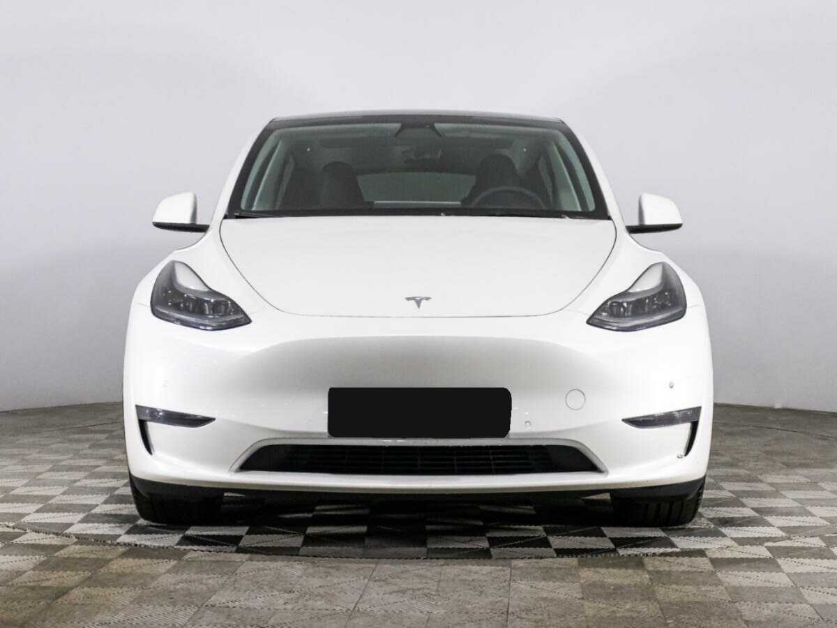 Купить Tesla Model Y с пробегом. Фото: #1