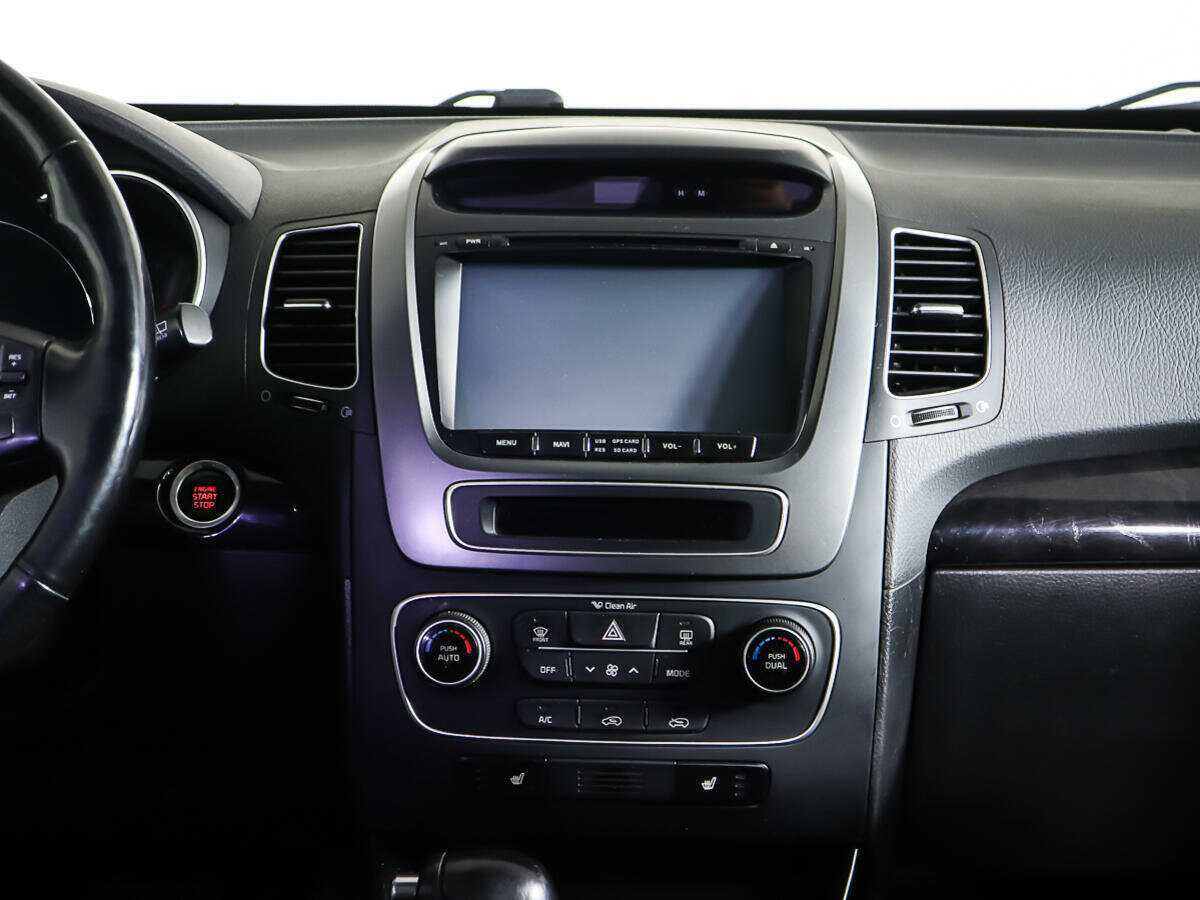 Купить Kia Sorento с пробегом. Фото: #11