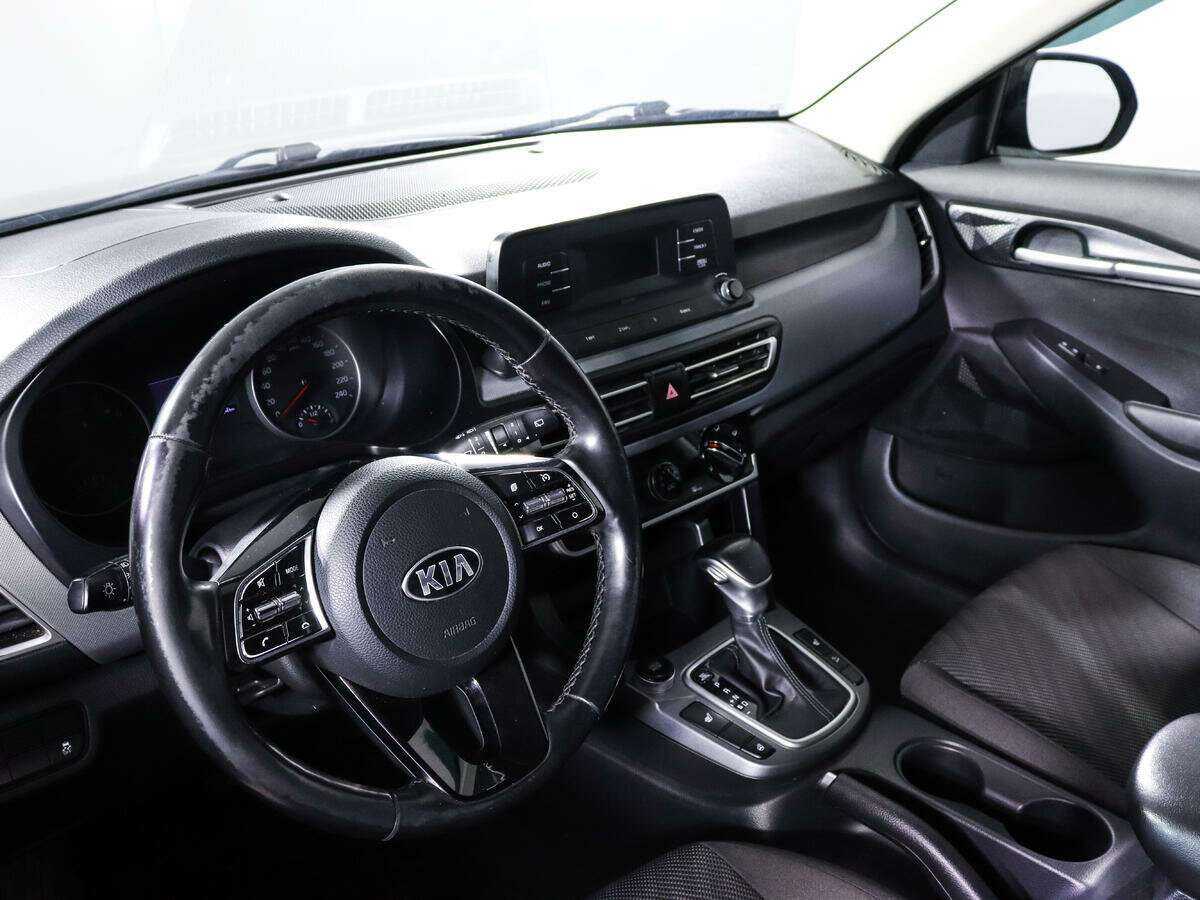 Купить Kia Seltos с пробегом. Фото: #10