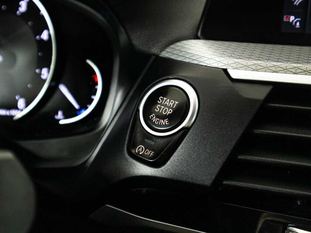 Купить BMW X4 с пробегом. Фото: #23