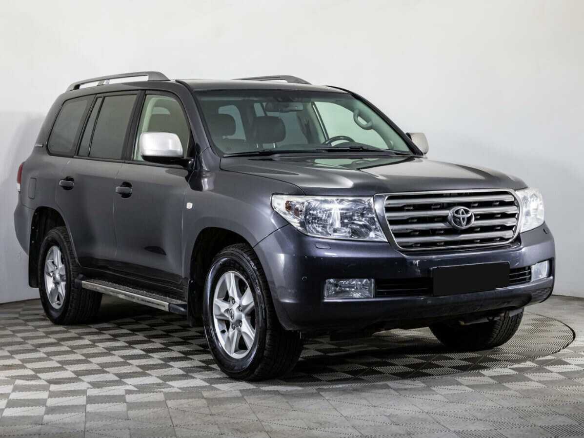Купить Toyota Land Cruiser с пробегом. Фото: #2