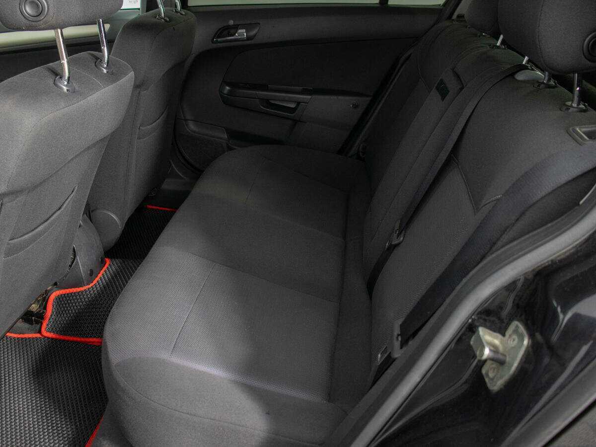 Купить Opel Astra с пробегом. Фото: #10