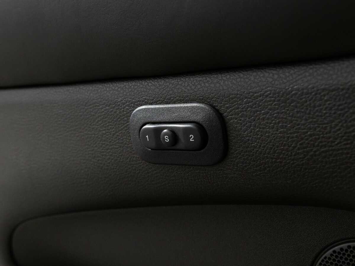 Купить Jeep Grand Cherokee с пробегом. Фото: #18