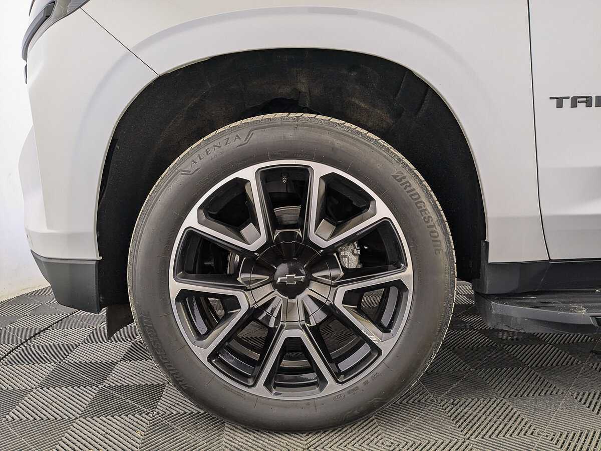 Купить Chevrolet Tahoe с пробегом. Фото: #10