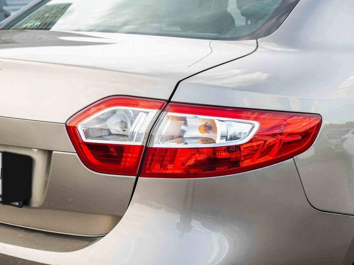 Купить Renault Fluence с пробегом. Фото: #20