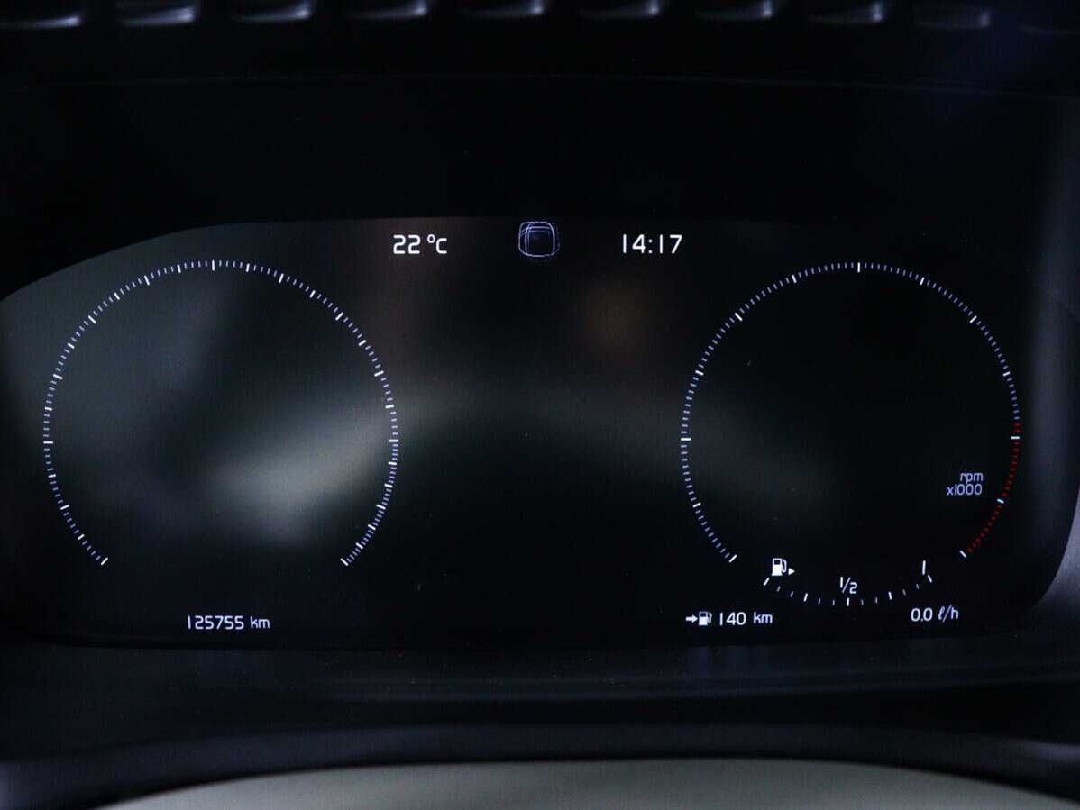 Купить Volvo XC90 с пробегом. Фото: #10