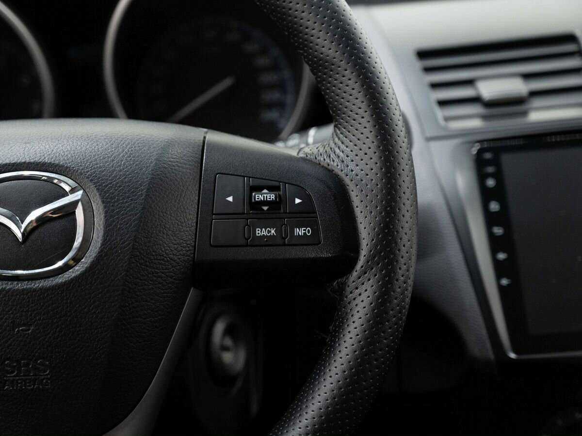 Купить Mazda 3 с пробегом. Фото: #13