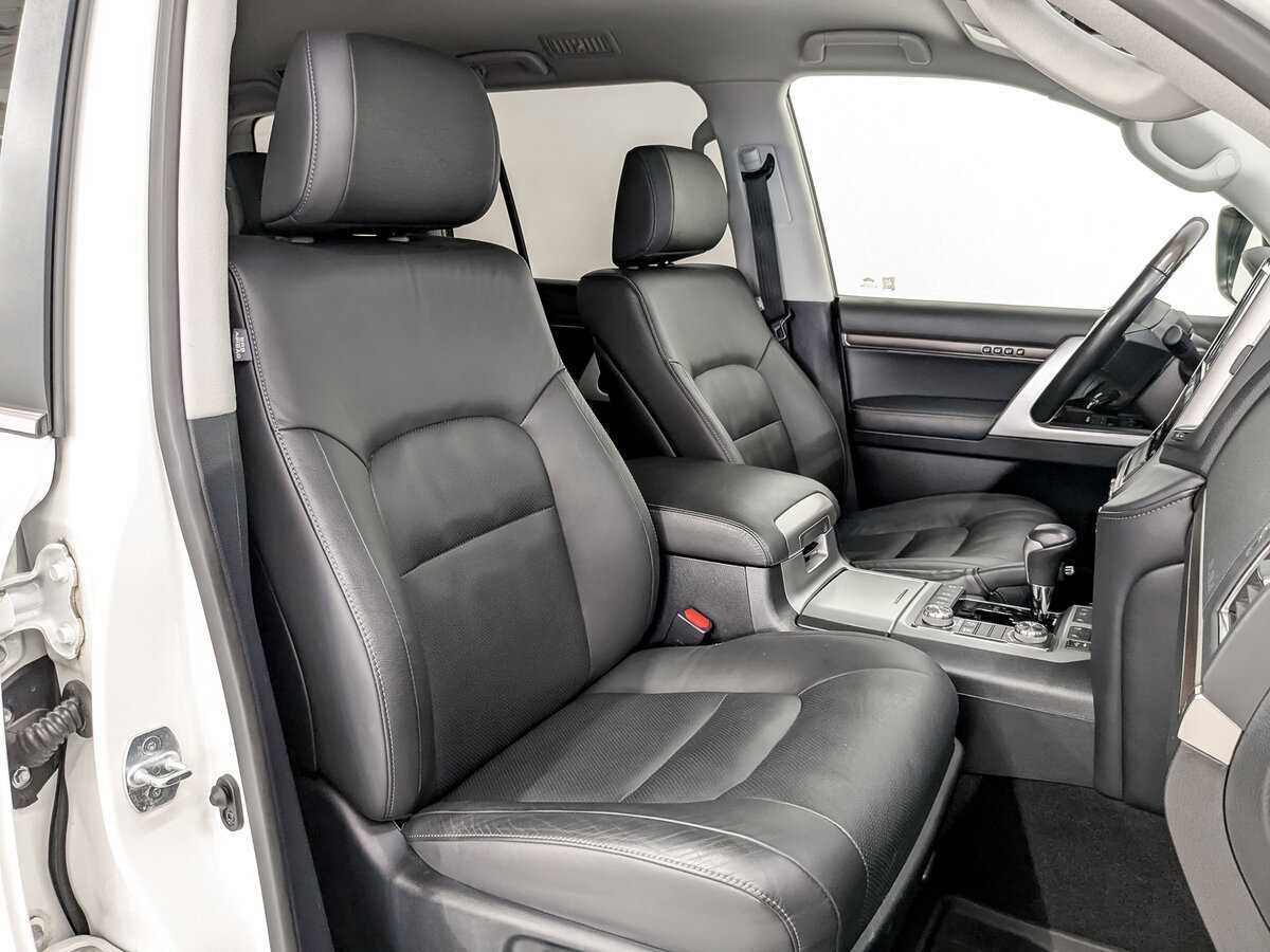 Купить Toyota Land Cruiser с пробегом. Фото: #23