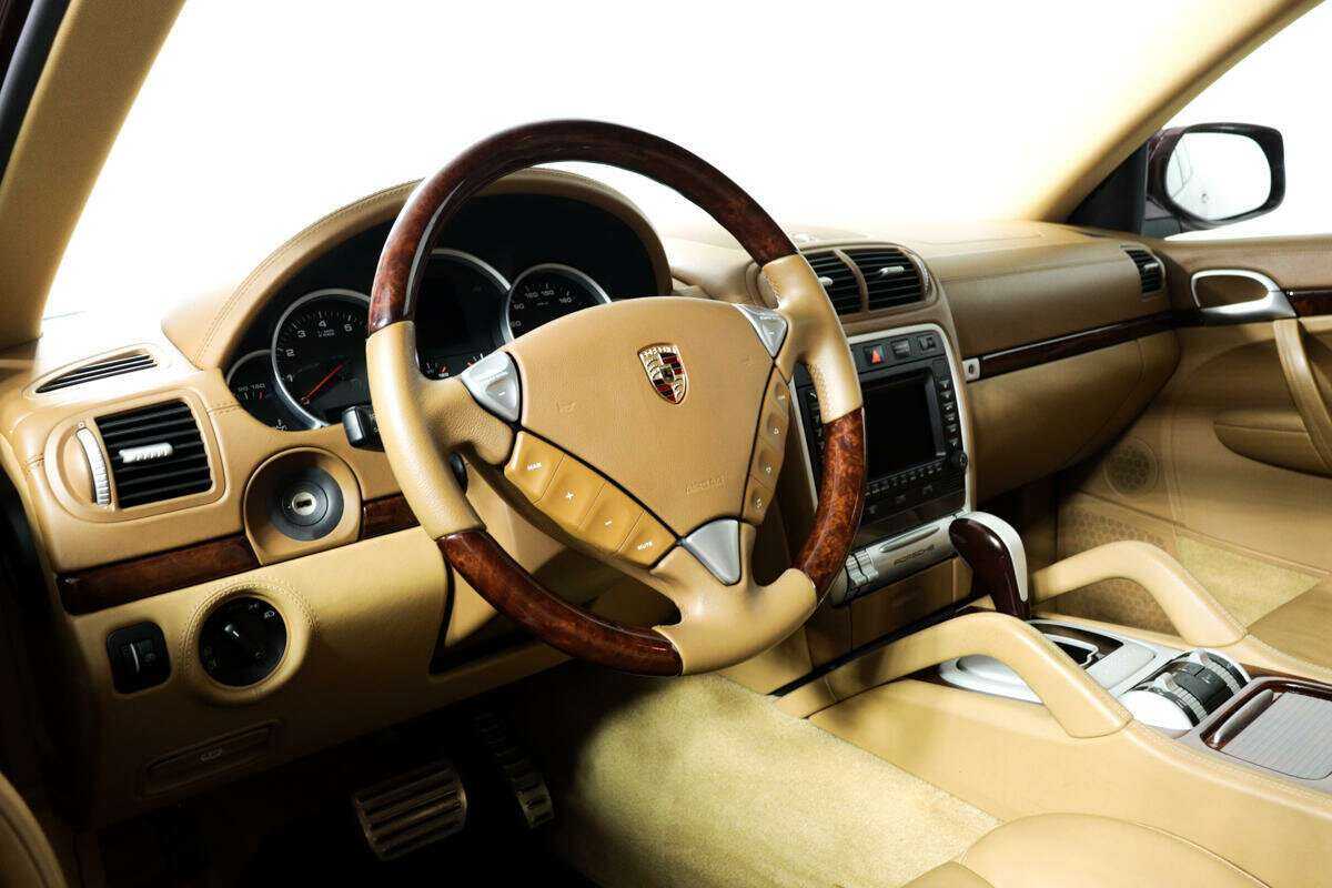 Купить Porsche Cayenne с пробегом. Фото: #12