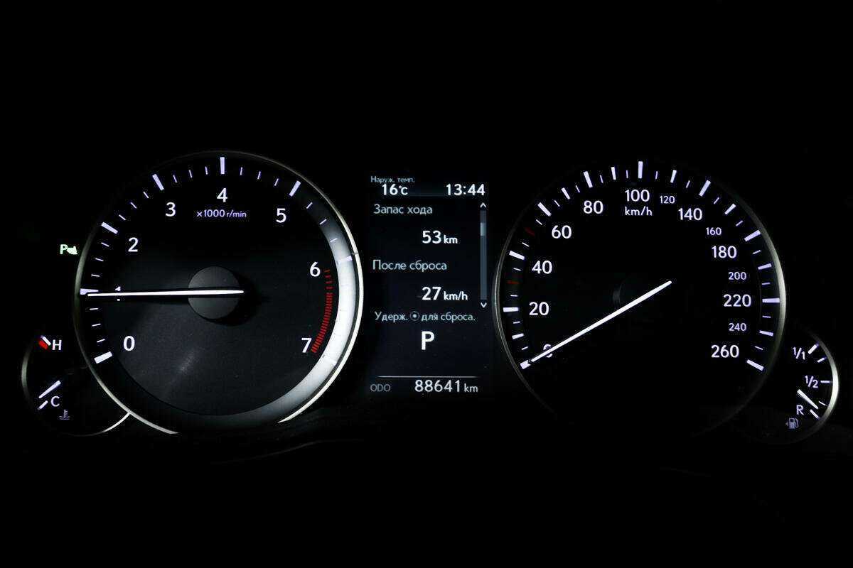 Купить Lexus ES с пробегом. Фото: #9
