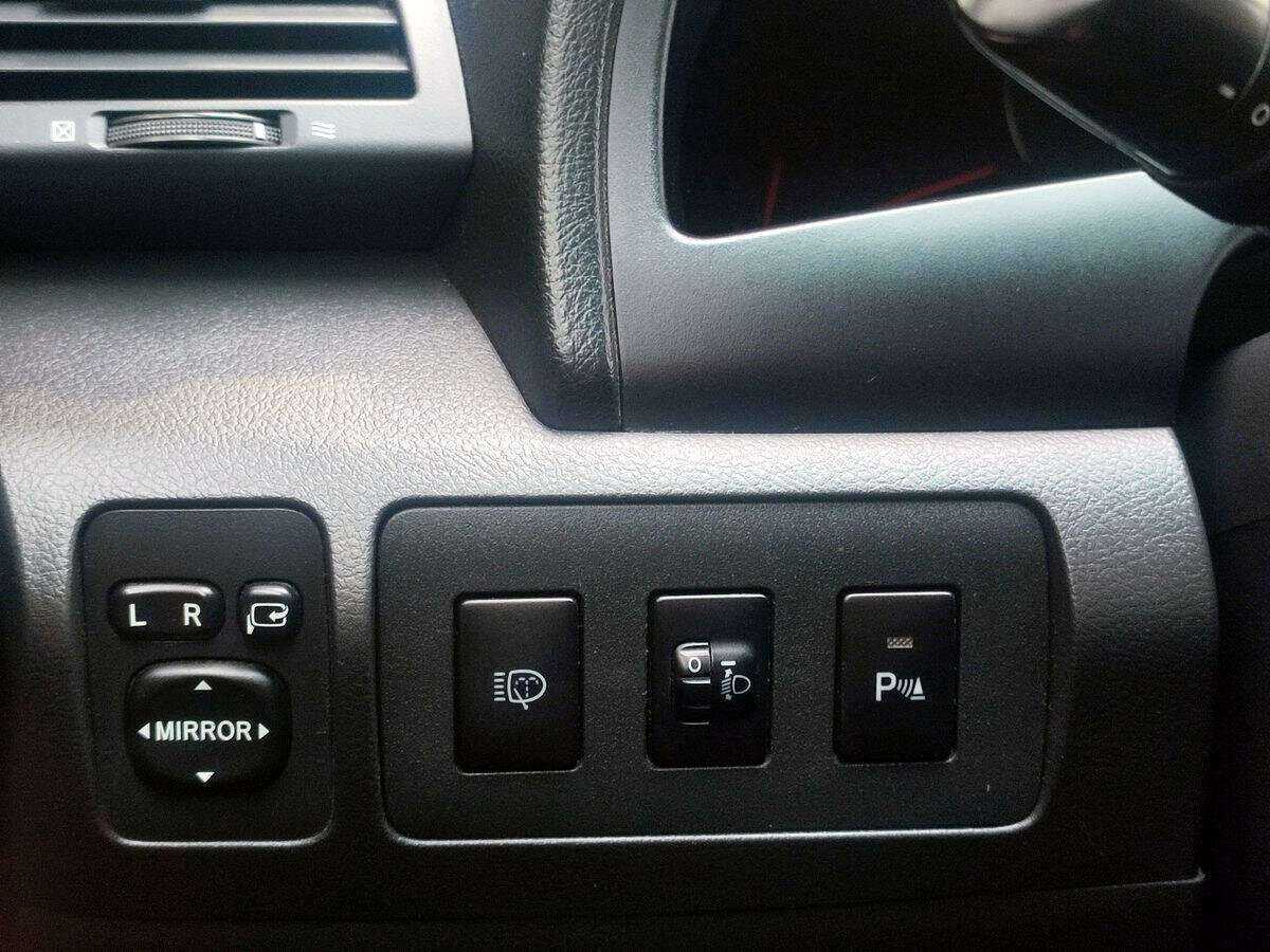 Купить Toyota Camry с пробегом. Фото: #13
