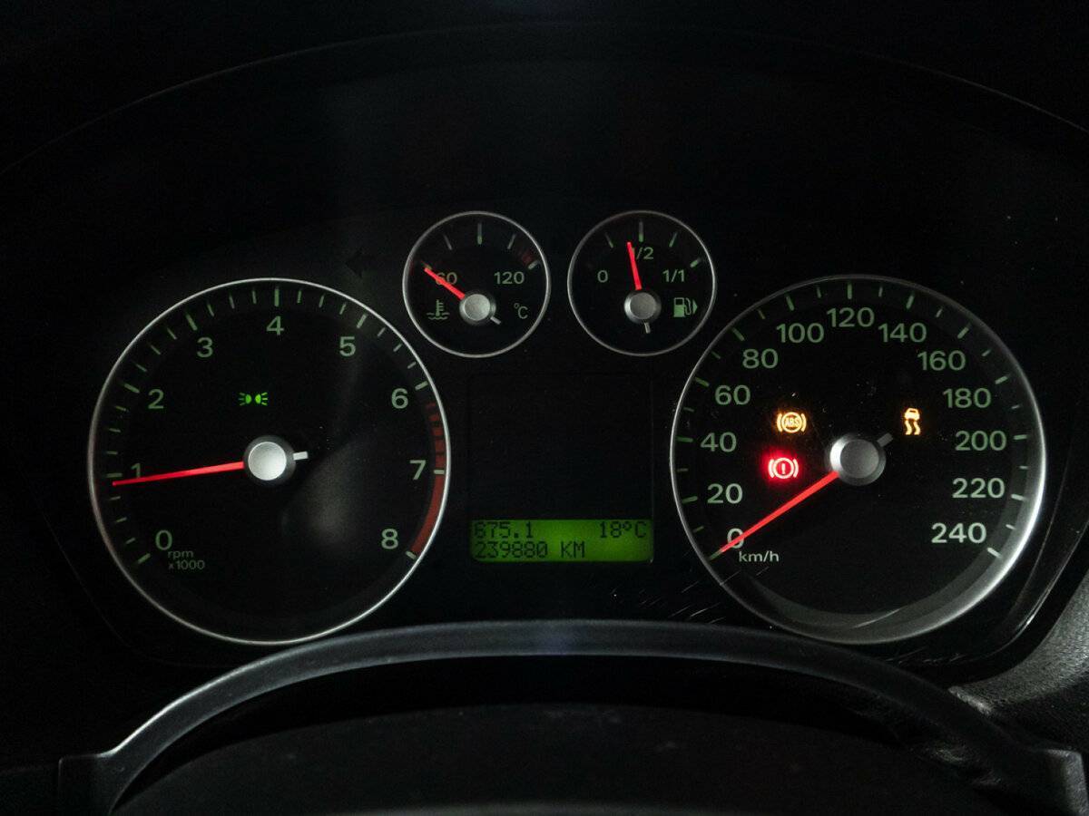 Купить Ford Focus с пробегом. Фото: #11
