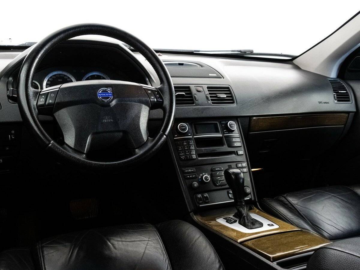 Купить Volvo XC90 с пробегом. Фото: #10