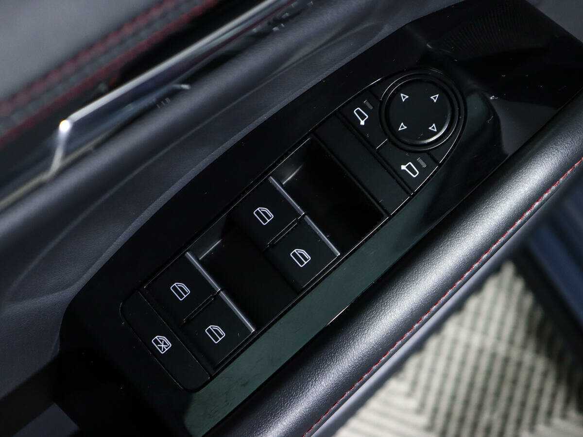 Купить Mazda 3 с пробегом. Фото: #14