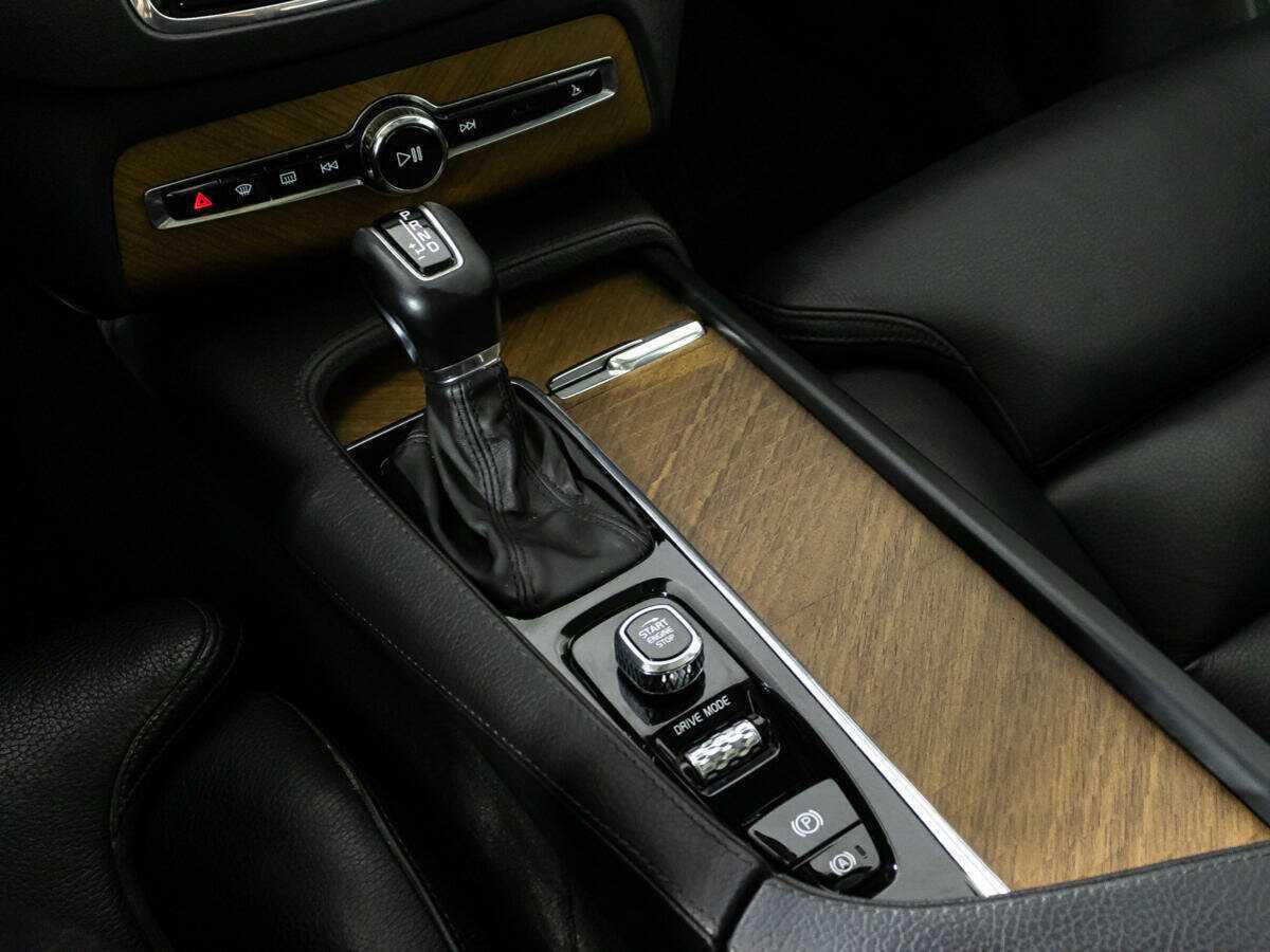 Купить Volvo XC90 с пробегом. Фото: #19