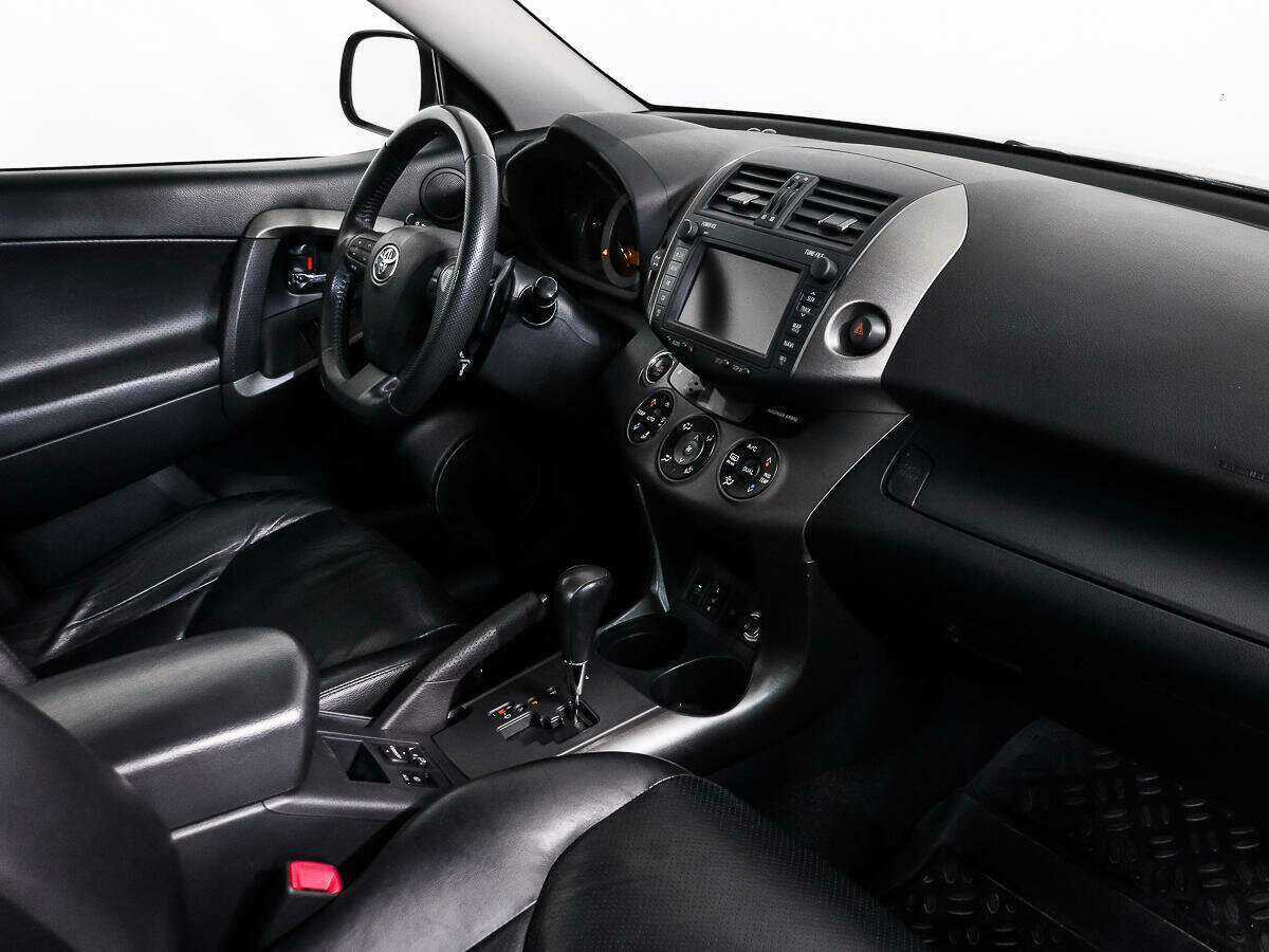 Купить Toyota RAV4 с пробегом. Фото: #12