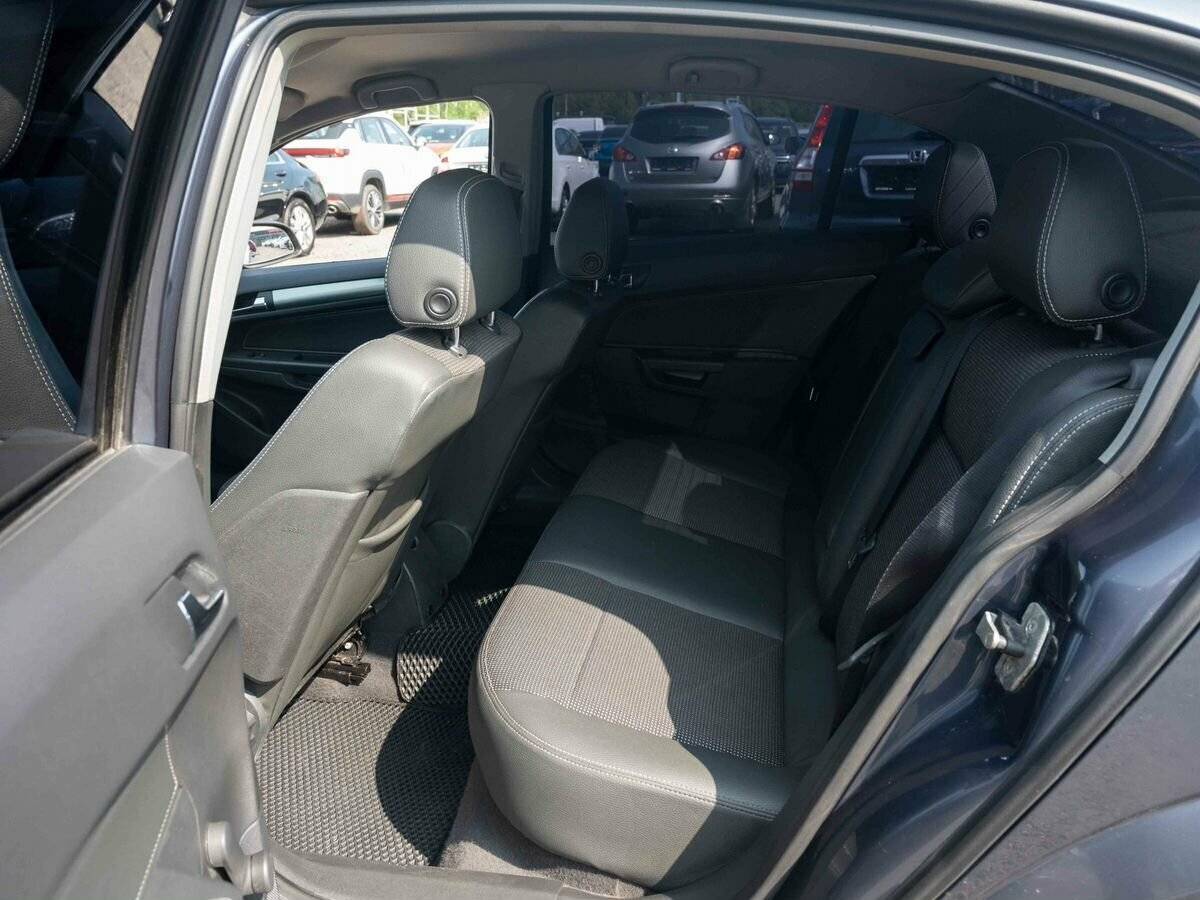 Купить Opel Astra с пробегом. Фото: #9