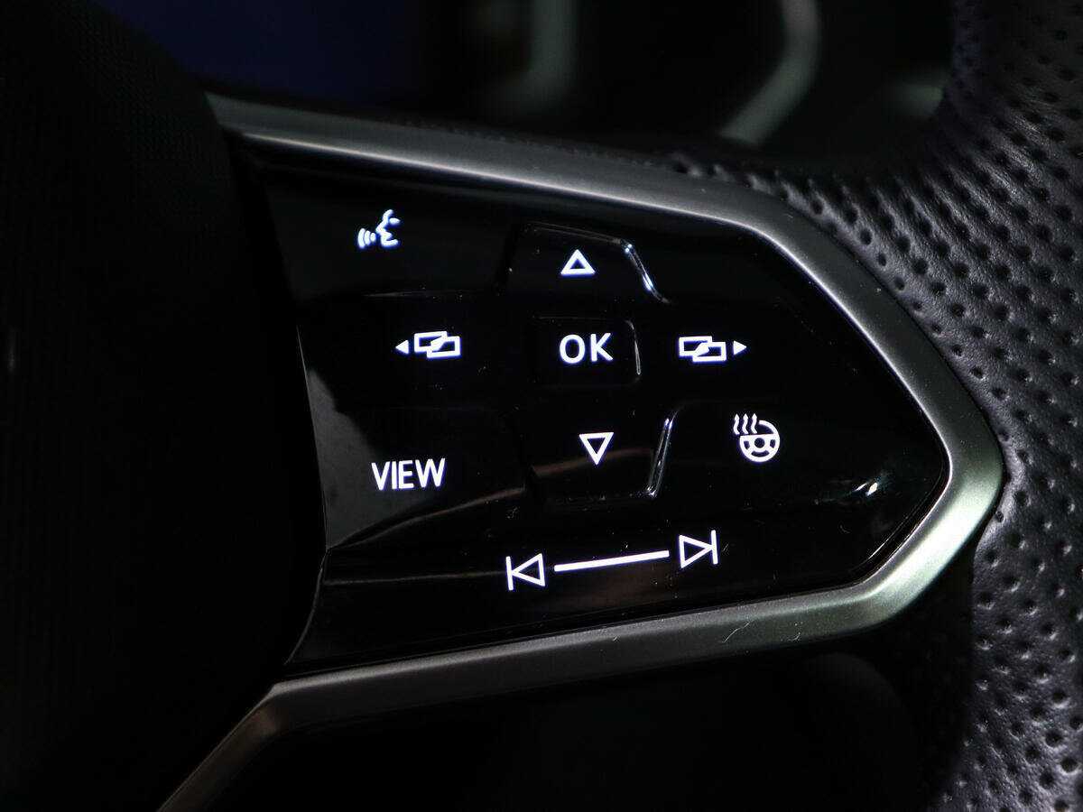 Купить Volkswagen Tiguan с пробегом. Фото: #22