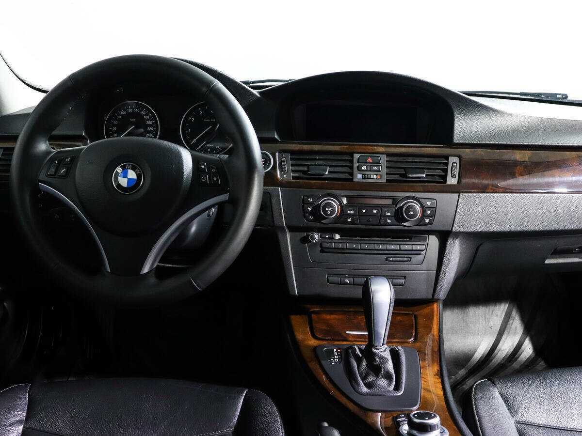 Купить BMW 3 серии с пробегом. Фото: #11