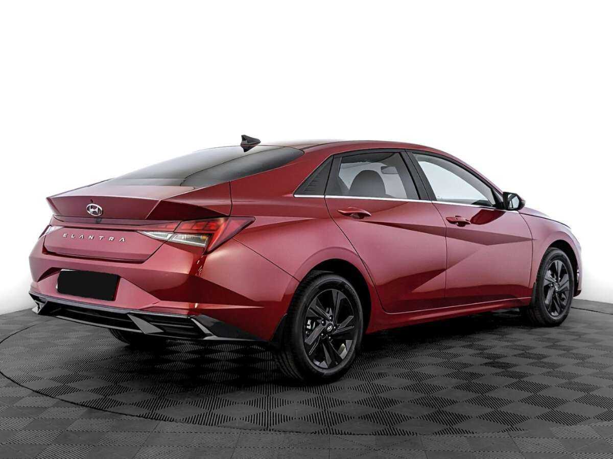 Купить Hyundai Elantra с пробегом. Фото: #4