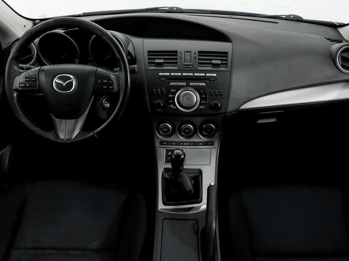Купить Mazda 3 с пробегом. Фото: #10