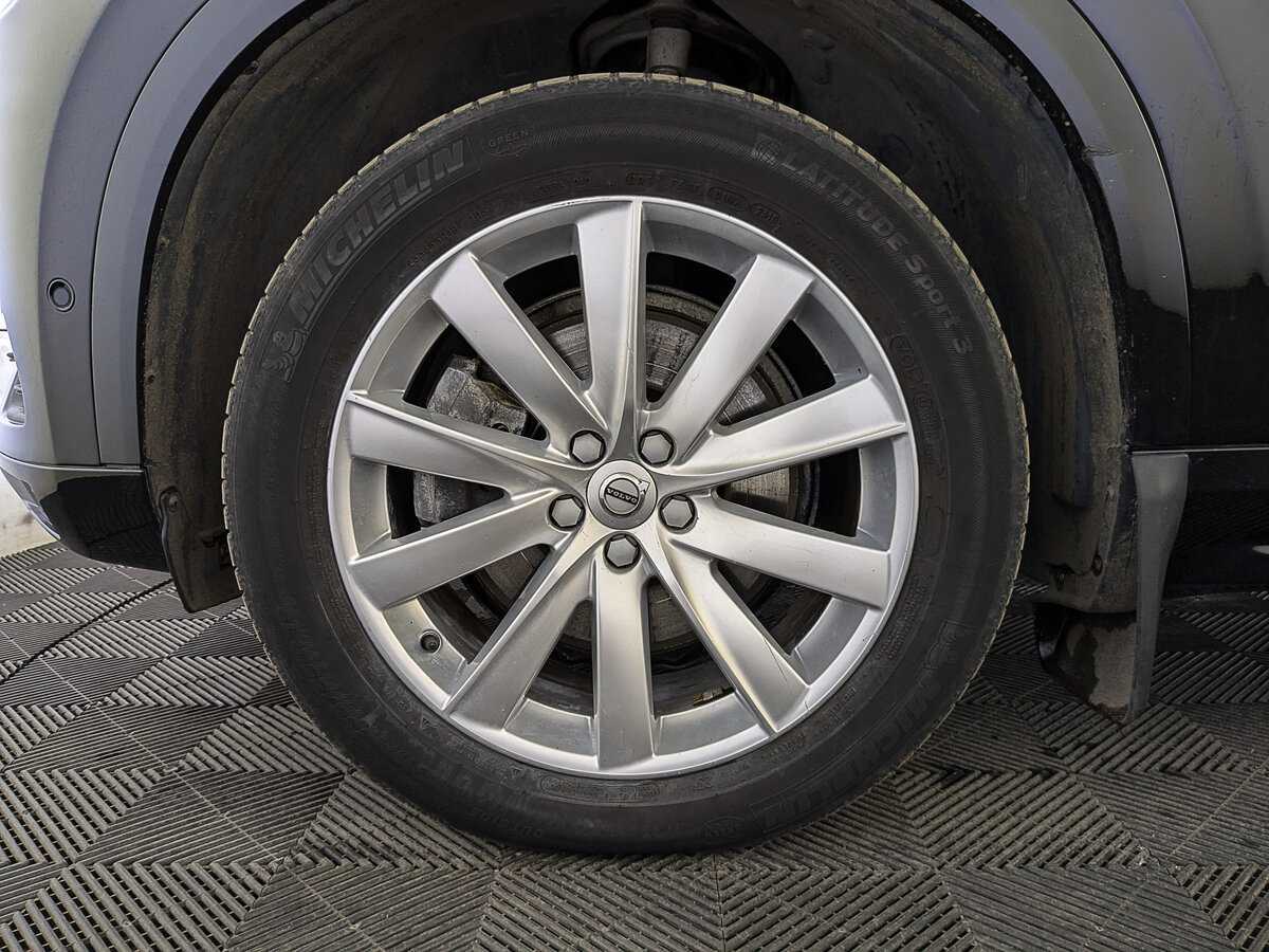 Купить Volvo XC90 с пробегом. Фото: #11