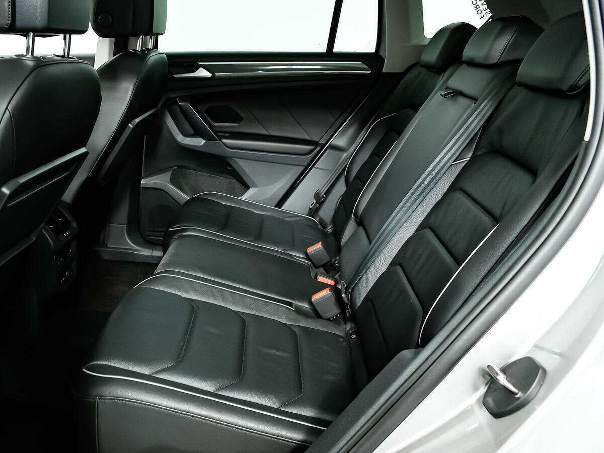 Купить Volkswagen Tiguan с пробегом. Фото: #11