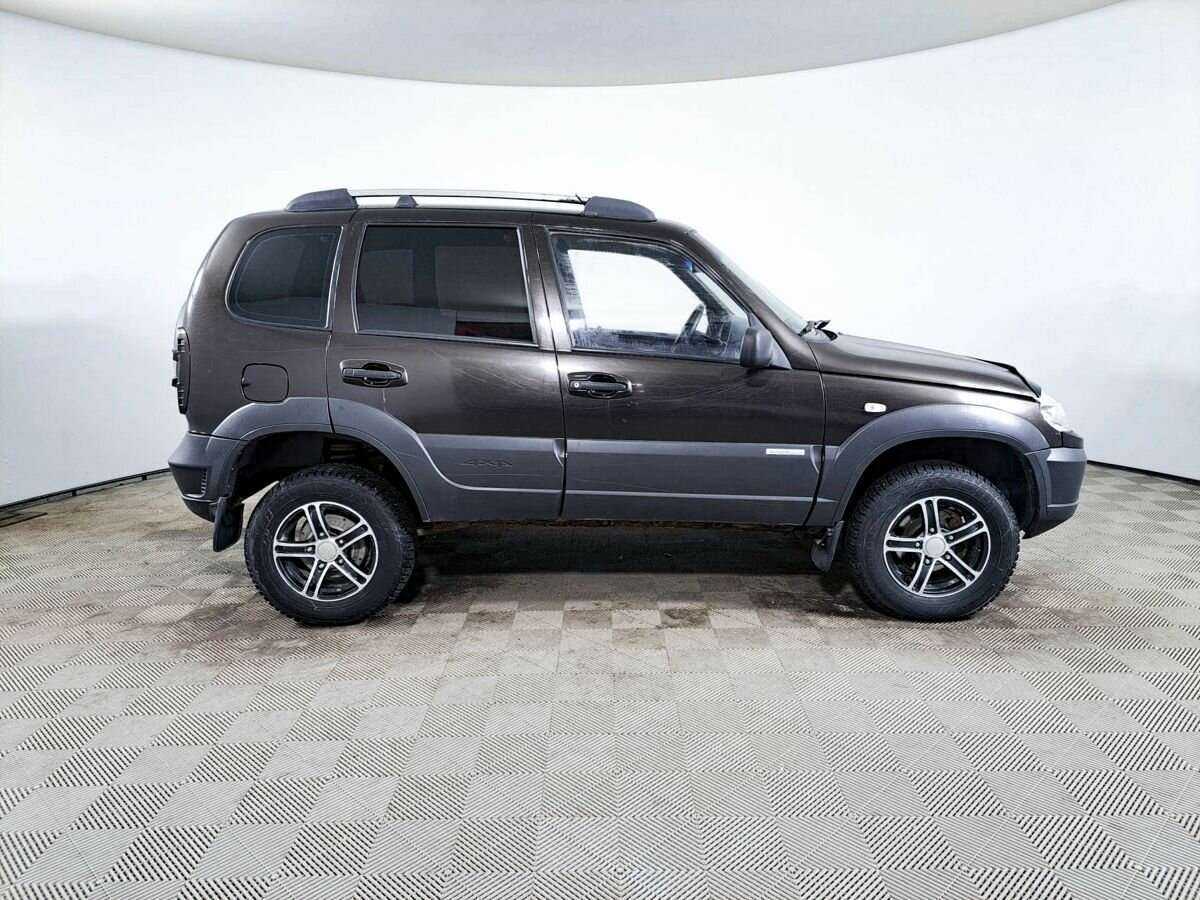 Купить Chevrolet Niva с пробегом. Фото: #3