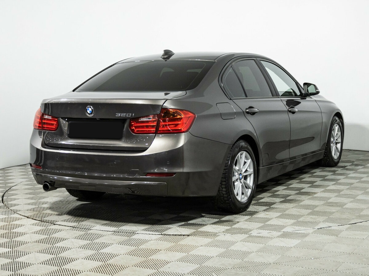 Купить BMW 3 серии с пробегом. Фото: #4