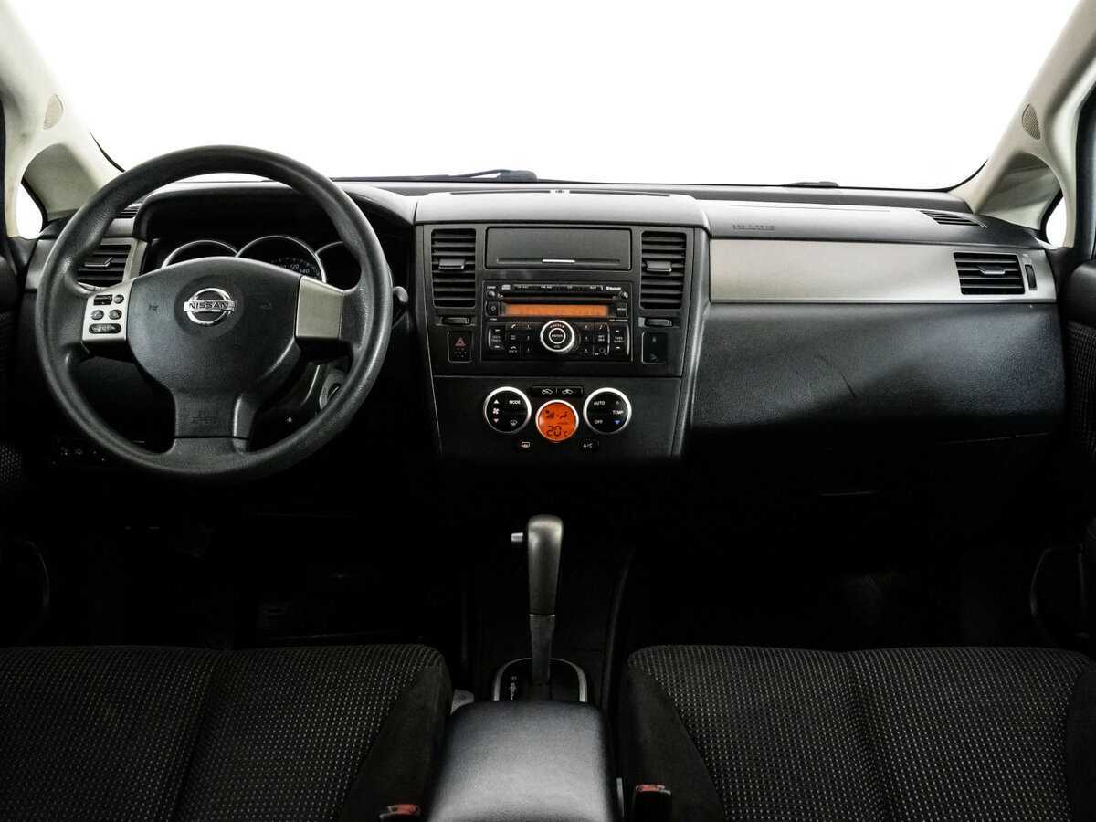 Купить Nissan Tiida с пробегом. Фото: #7